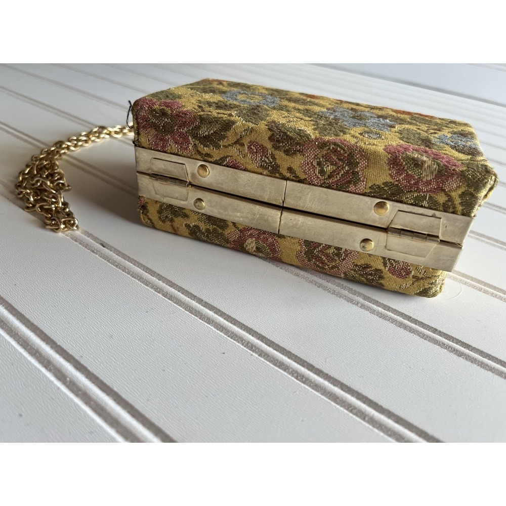 Vintage Floral Tapestry Box Clutch Purse Gold Tone Chain Strap Made in Italy - Picture 2 of 6